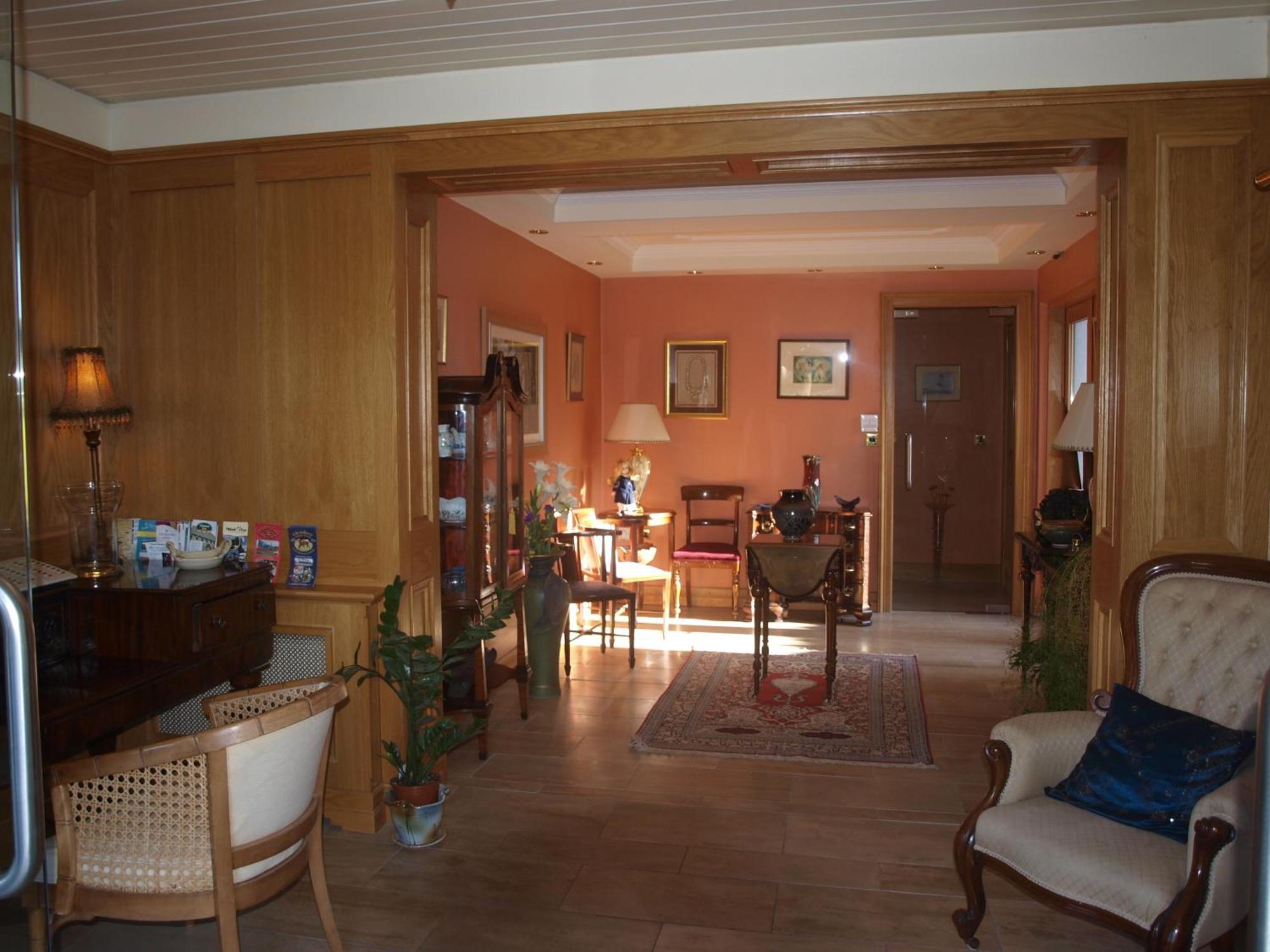 Shelmalier House Ξενοδοχείο Άθλον Εξωτερικό φωτογραφία